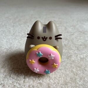 Pusheen 10th Anniversary Donut Figure